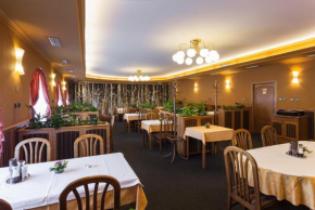 Гостиница Hotel u Crlíků  Тетчице
